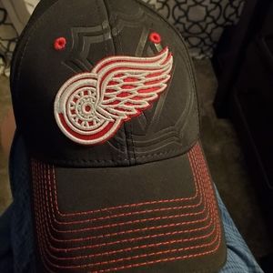 Red wings hat